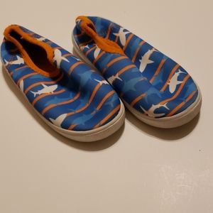Toddler shark swim shoes
